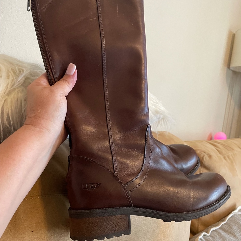 New! Minor scuff marks barely noticeable